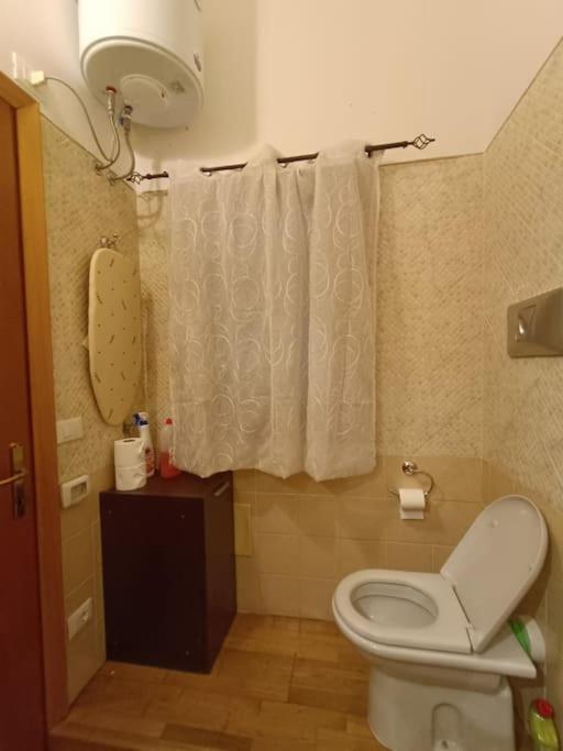 "Orchidea" Camera Privata Nell'Appartamento Condiviso Cagliari Exterior photo