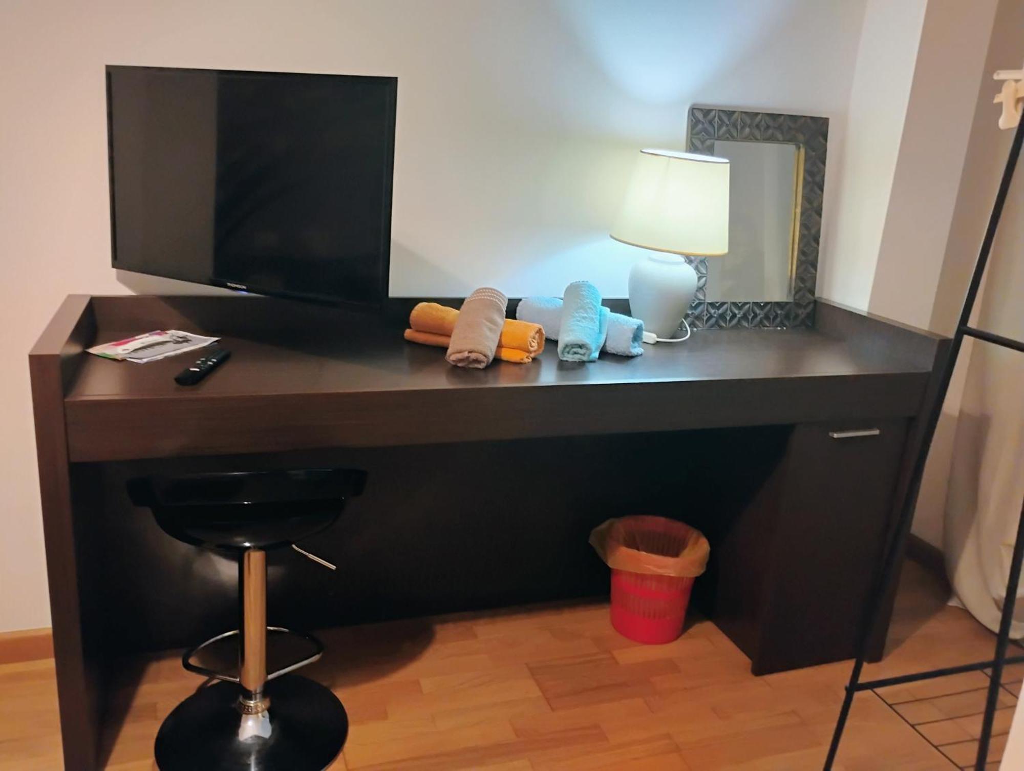 "Orchidea" Camera Privata Nell'Appartamento Condiviso Cagliari Exterior photo